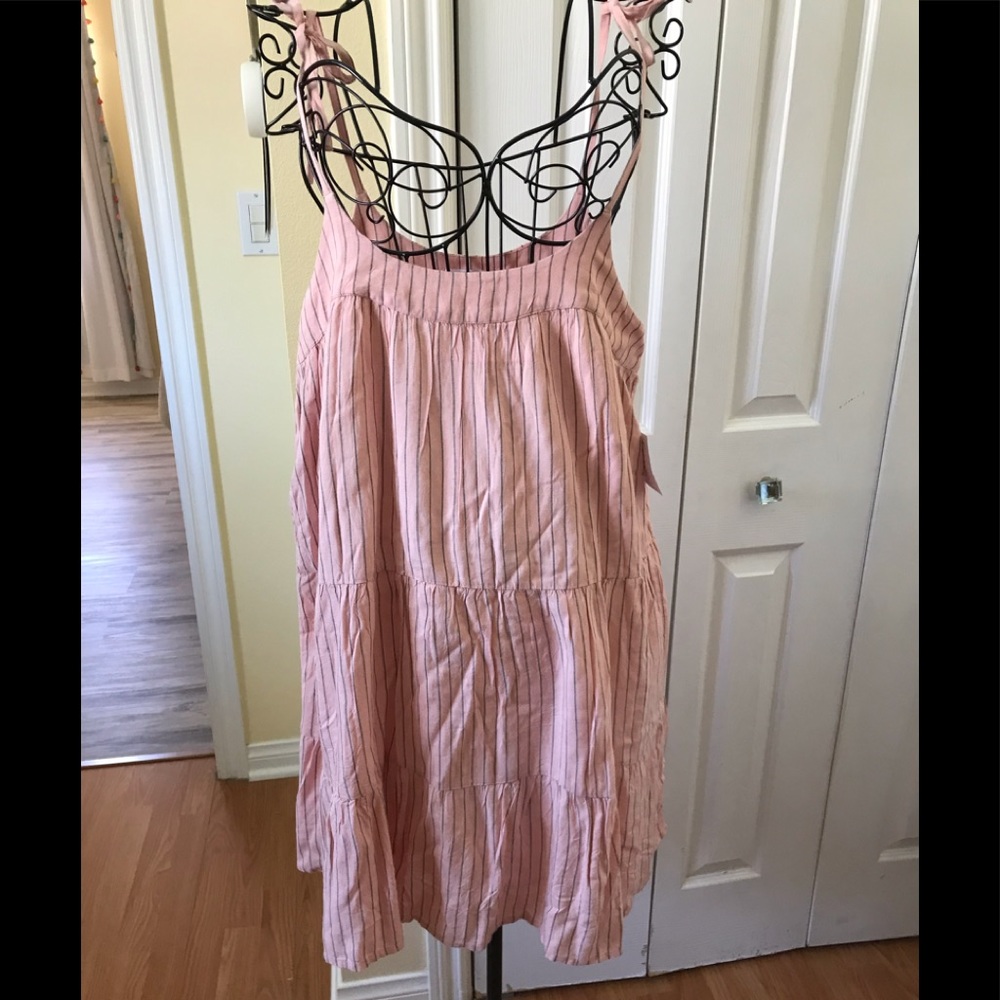 HOST PICK🎉O’Neill Summer Adjustable Spaghetti Strap NWT Peach Color w/Stripes - Picture 2 of 12